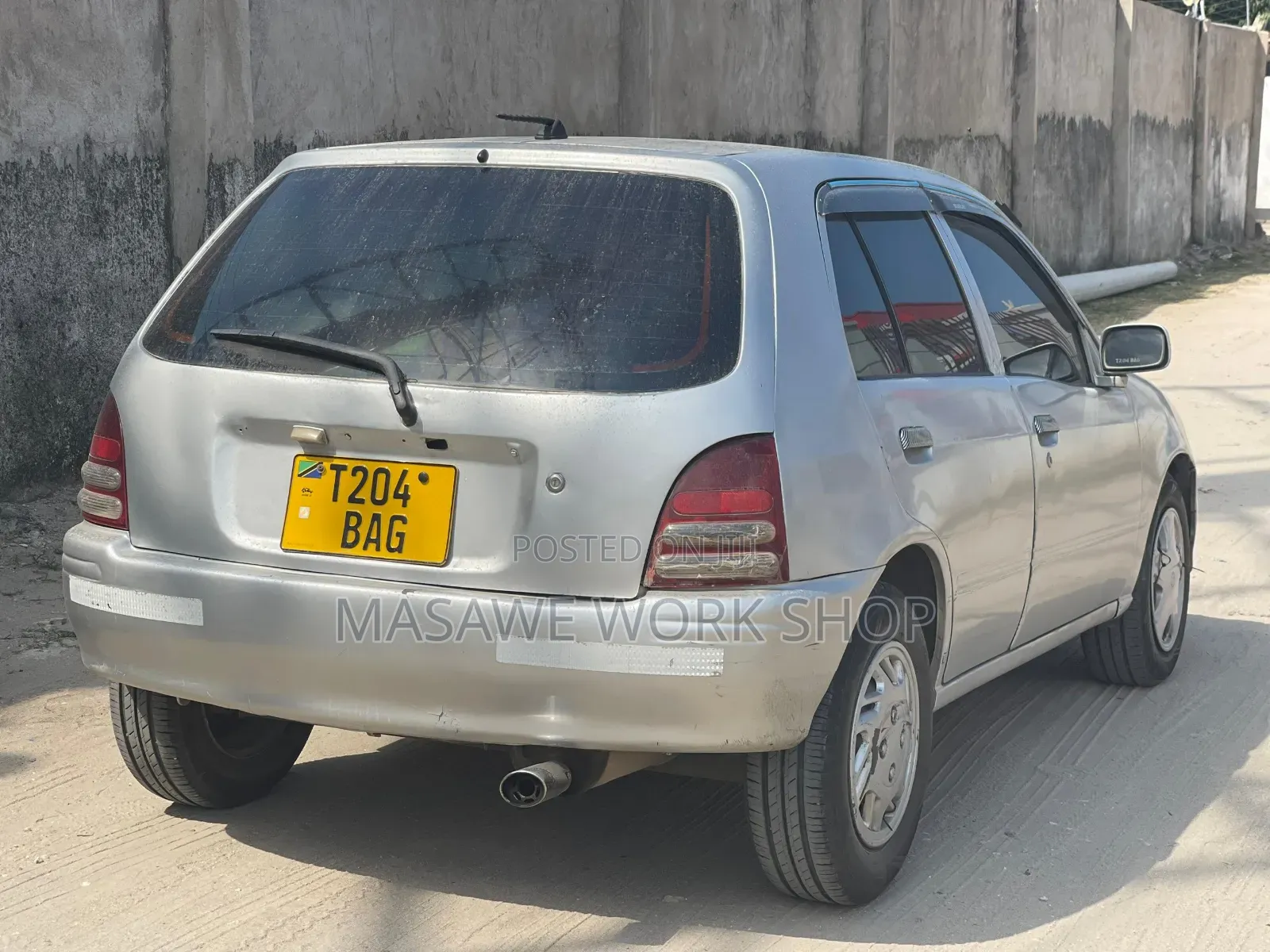 Toyota Starlet 1998 Silver