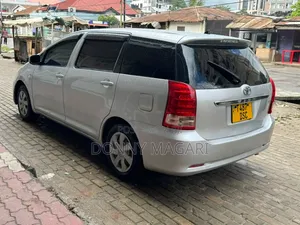 Toyota Wish 2006 Silver