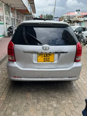 Toyota Wish 2006 Silver