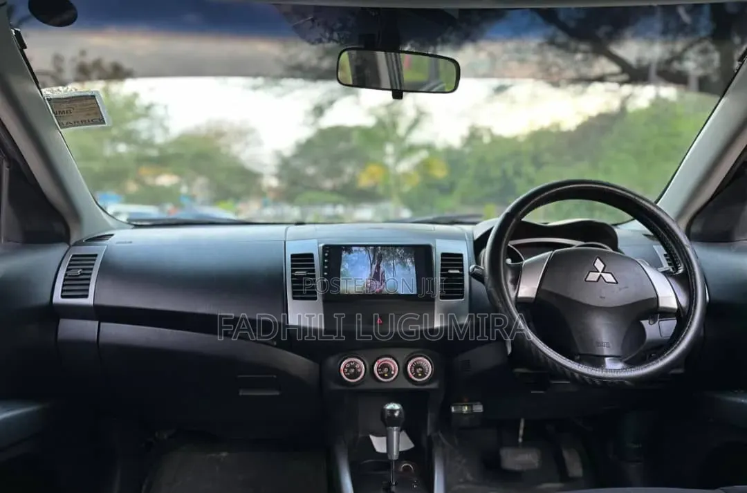 Mitsubishi Outlander 2006 Green