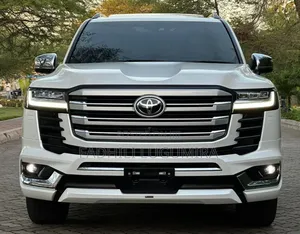 Toyota Land Cruiser 2024 White