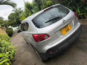Nissan Dualis 2010 Silver