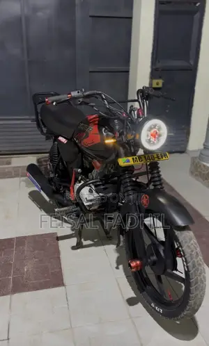 Bajaj Boxer X125 2023 Black