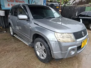 Suzuki Grand Vitara 2006 Gray