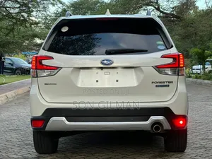 Subaru Forester 2020 White