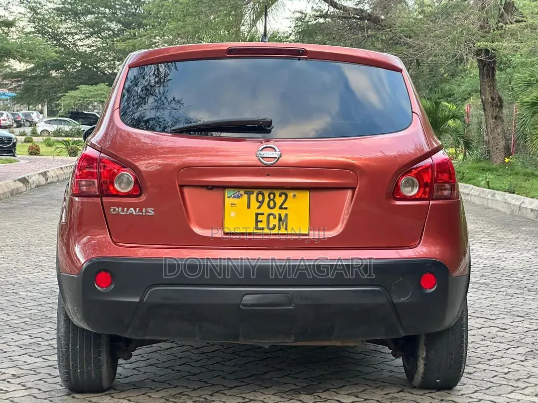 Nissan Dualis 2009 Orange