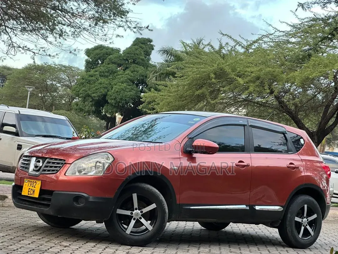 Nissan Dualis 2009 Orange