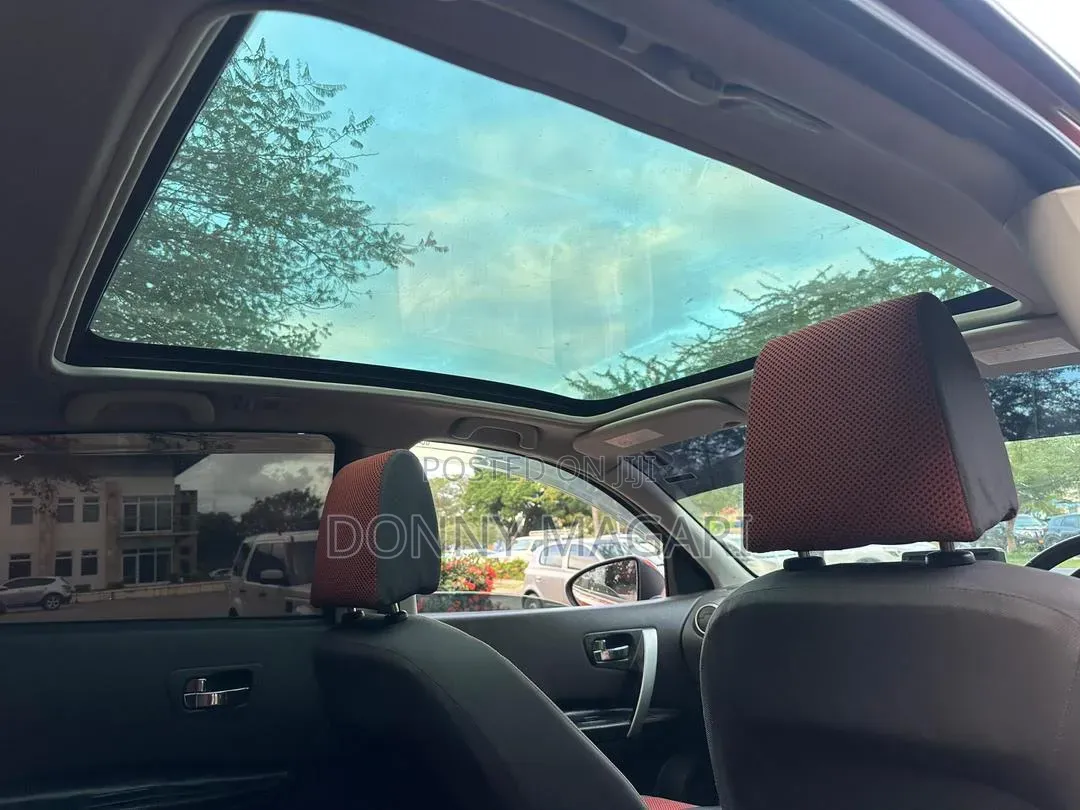 Nissan Dualis 2009 Orange