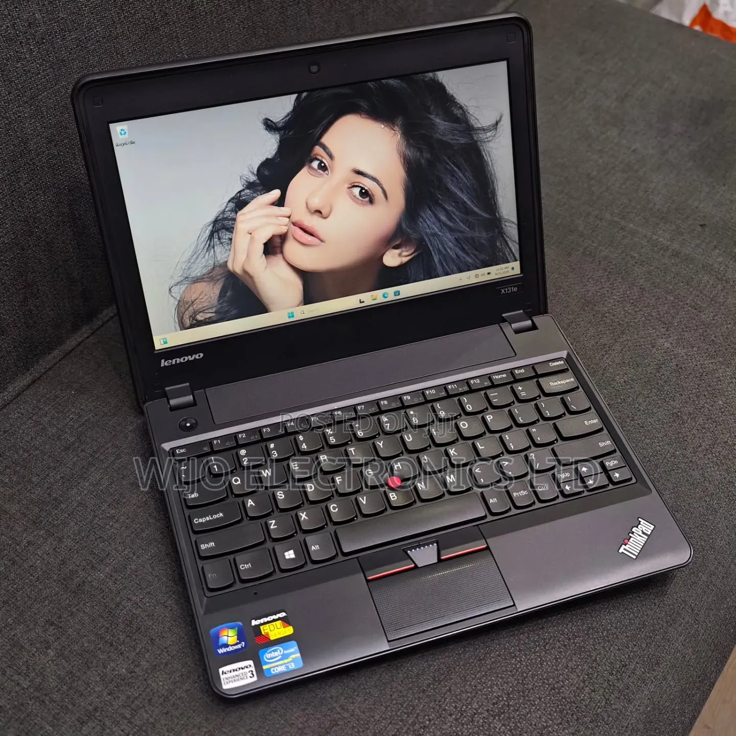 Laptop Lenovo ThinkPad X131e 4GB Intel HDD 320GB