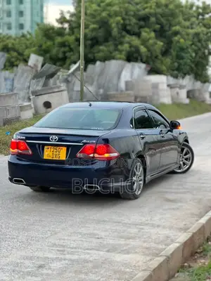 Toyota Crown 2009 Black