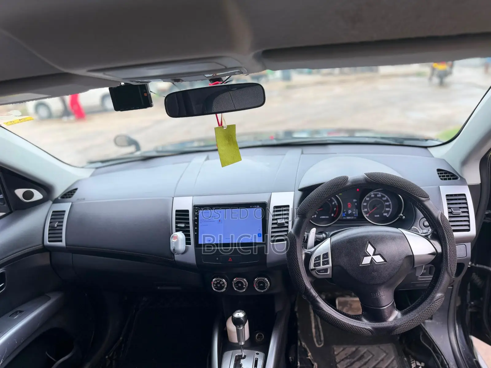 Mitsubishi Outlander 2011 Black