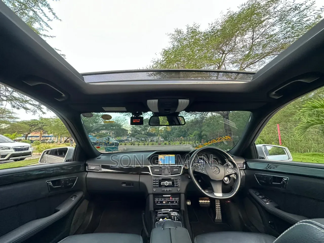 Mercedes-Benz E250 2011 Silver