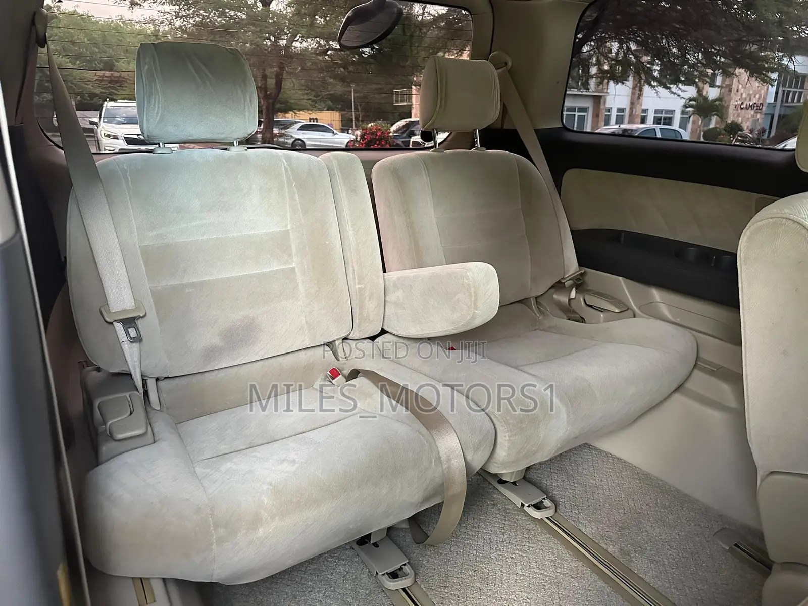 Toyota Alphard 2006 Silver
