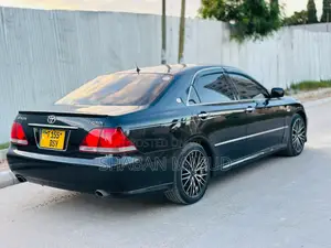 Toyota Crown 2007 Black
