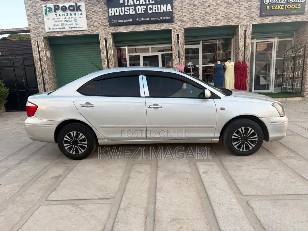 Toyota Premio 2003 Silver