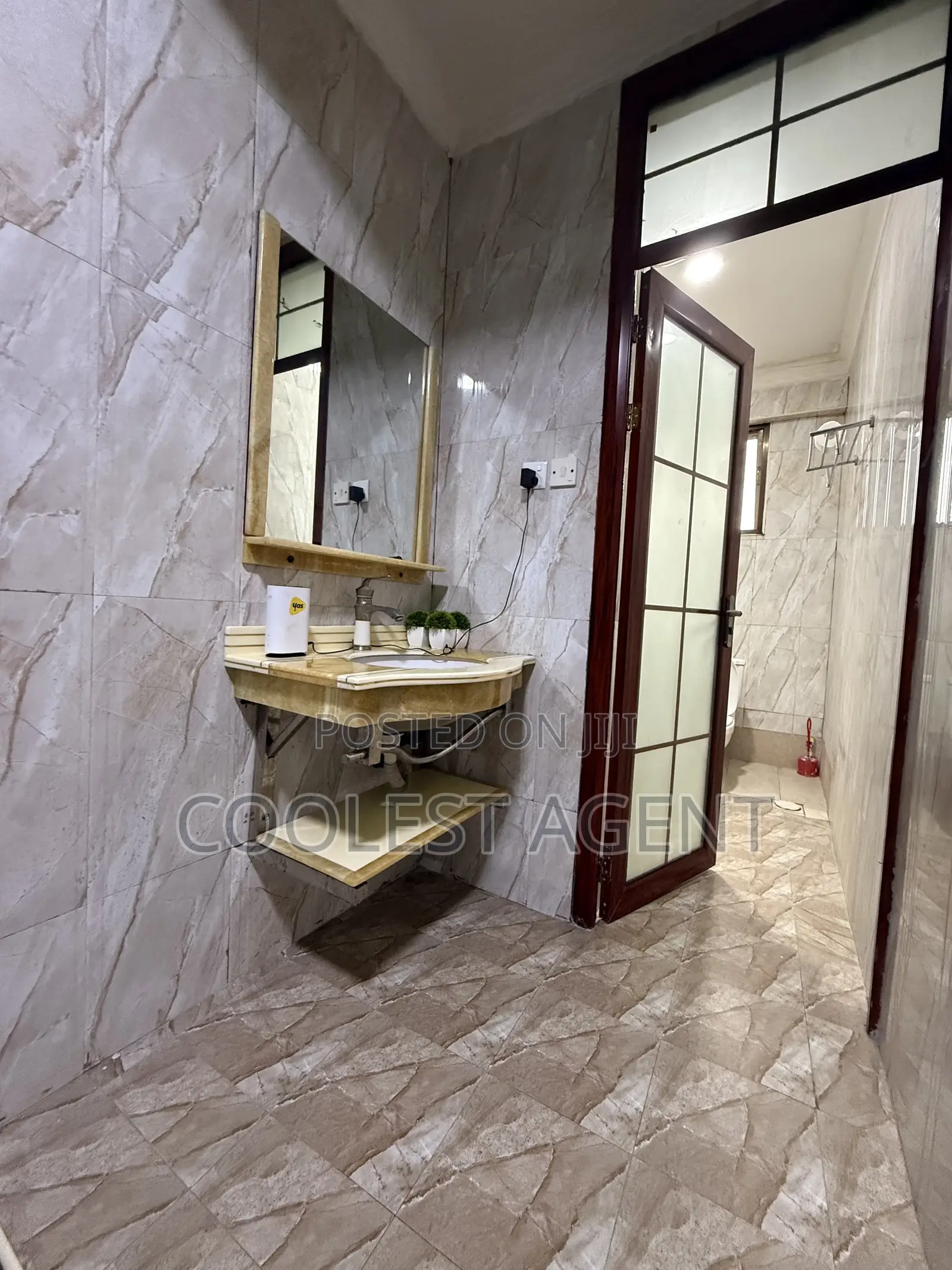 Furnished 3bdrm Apartment in Coolest Estate for rent
