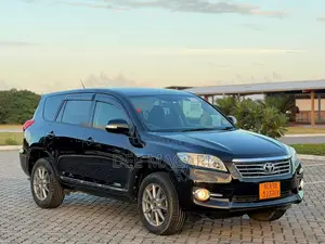 Toyota Vanguard 2012 Black