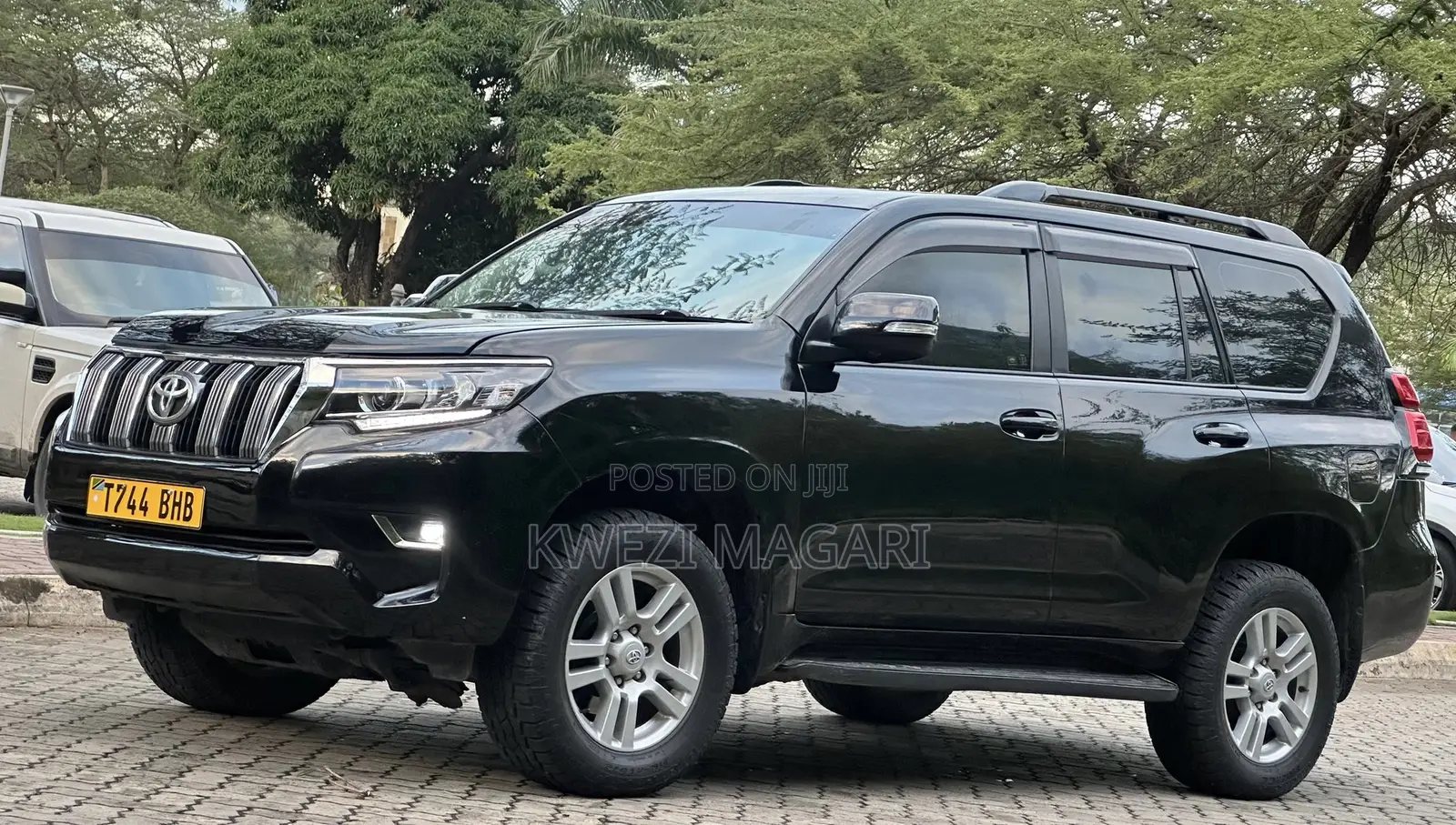 Toyota Land Cruiser Prado 2020 Black