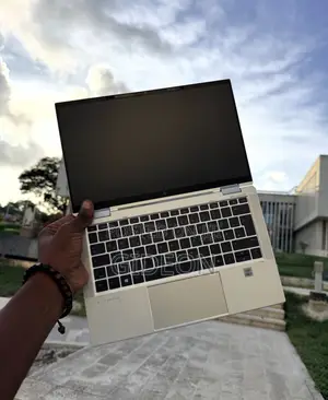 Laptop HP EliteBook x360 1030 G7 16GB Intel Core i7 SSD 512GB