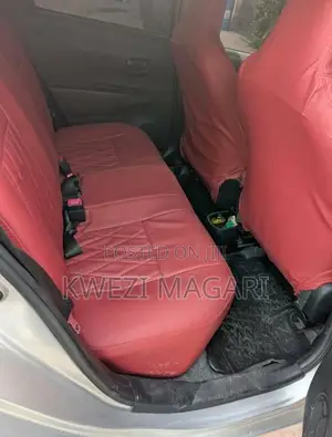Toyota Vitz 2013 Silver