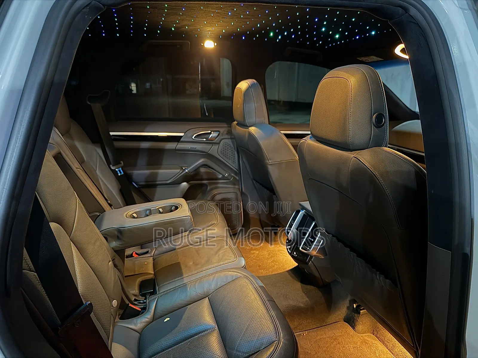 Porsche Cayenne 2016 White