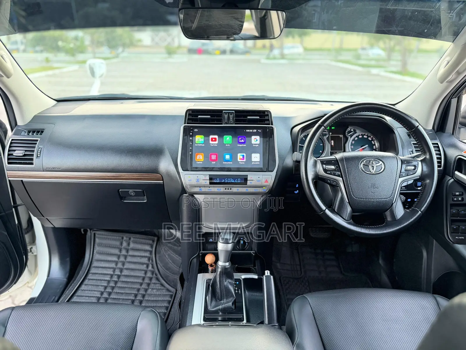 Toyota Land Cruiser Prado 2022 White