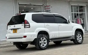 Toyota Land Cruiser Prado 2006 White