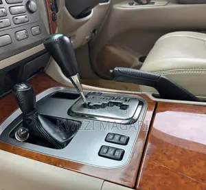 Toyota Land Cruiser 2005 Black