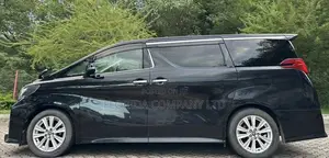 Toyota Alphard 2016 Black