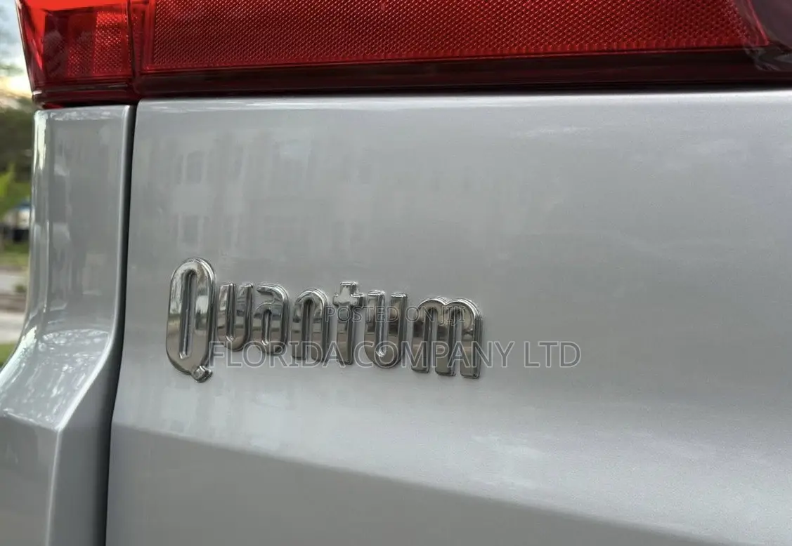 Toyota Quantum 2019 Silver