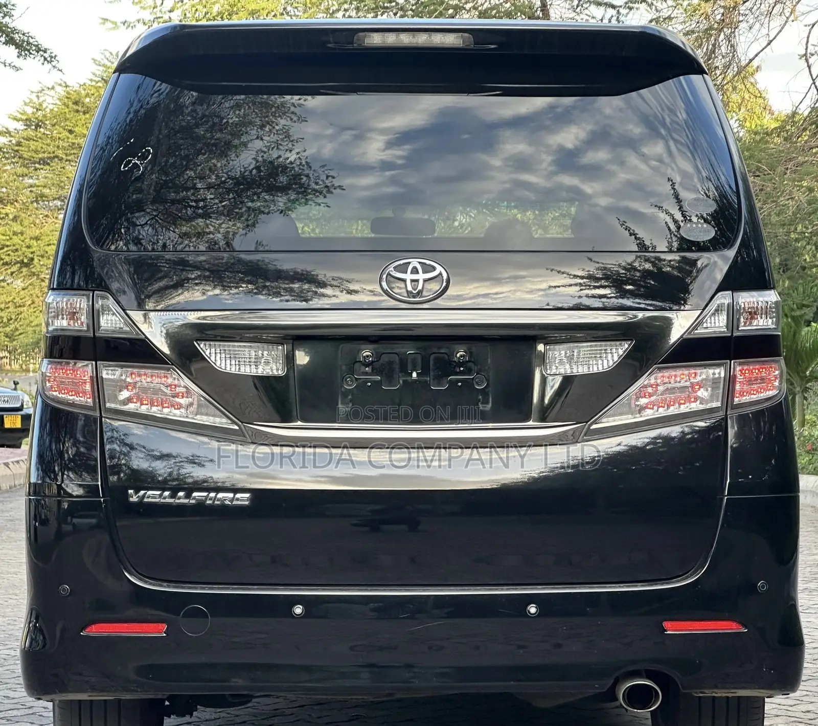 Toyota Vellfire 2010 Black