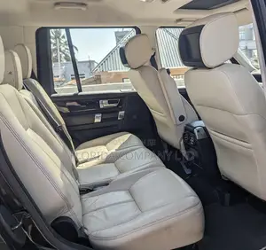Land Rover Discovery 2015