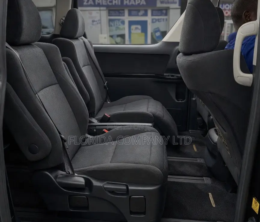 Toyota Vellfire 2010 Black