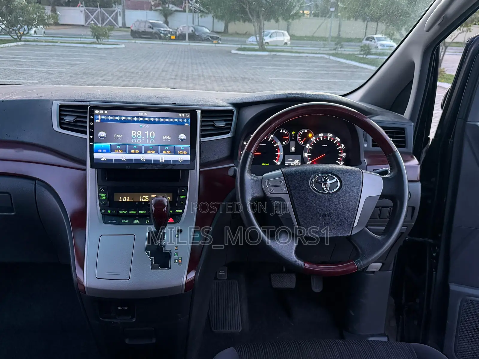 Toyota Vellfire 2009 Black