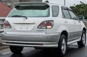 Toyota Harrier 2000 White
