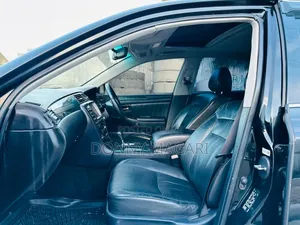 Toyota Crown 2006 Black