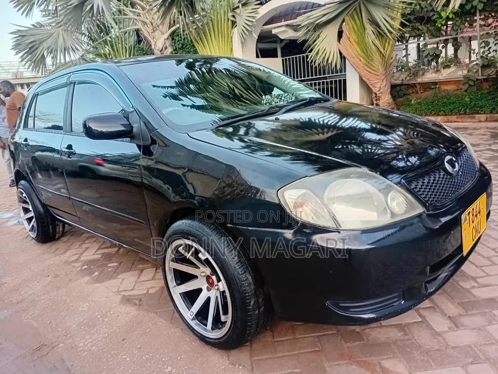 Toyota Corolla RunX 2005 Black