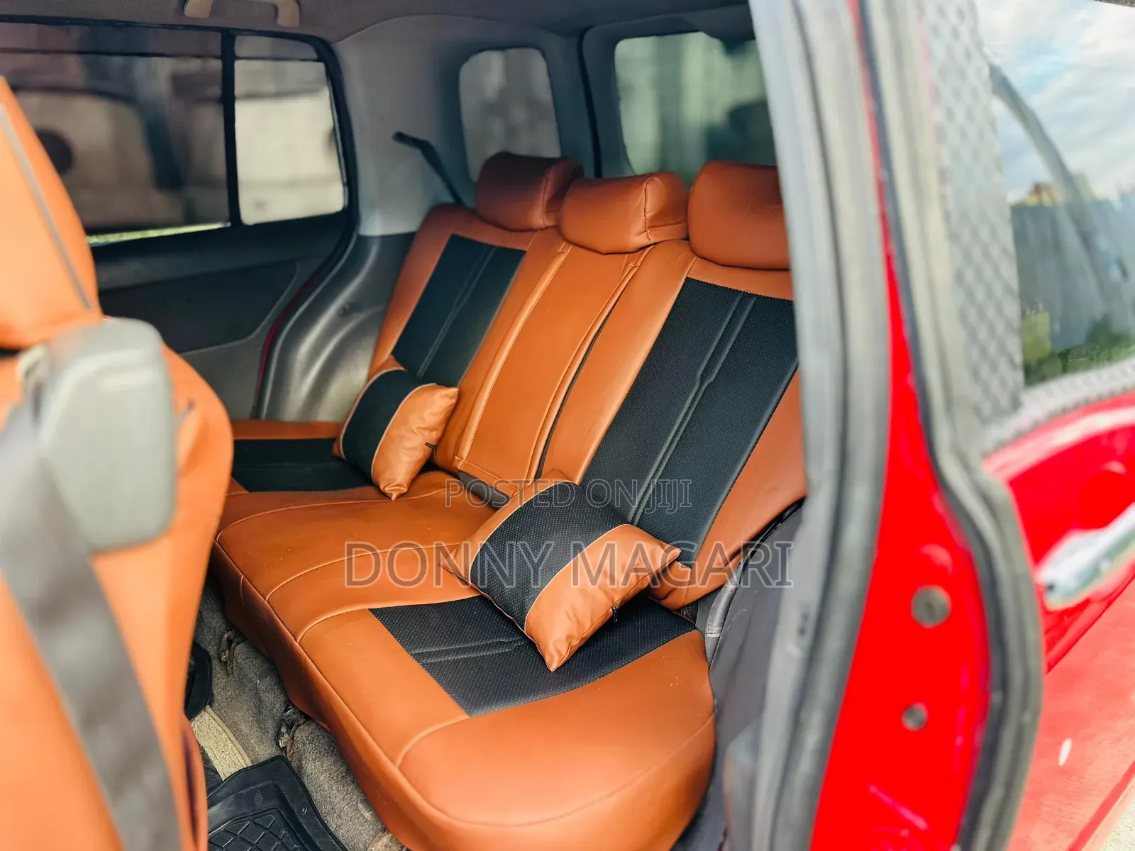 Toyota Raum 2005 Red