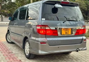 Toyota Alphard 2004 Gray