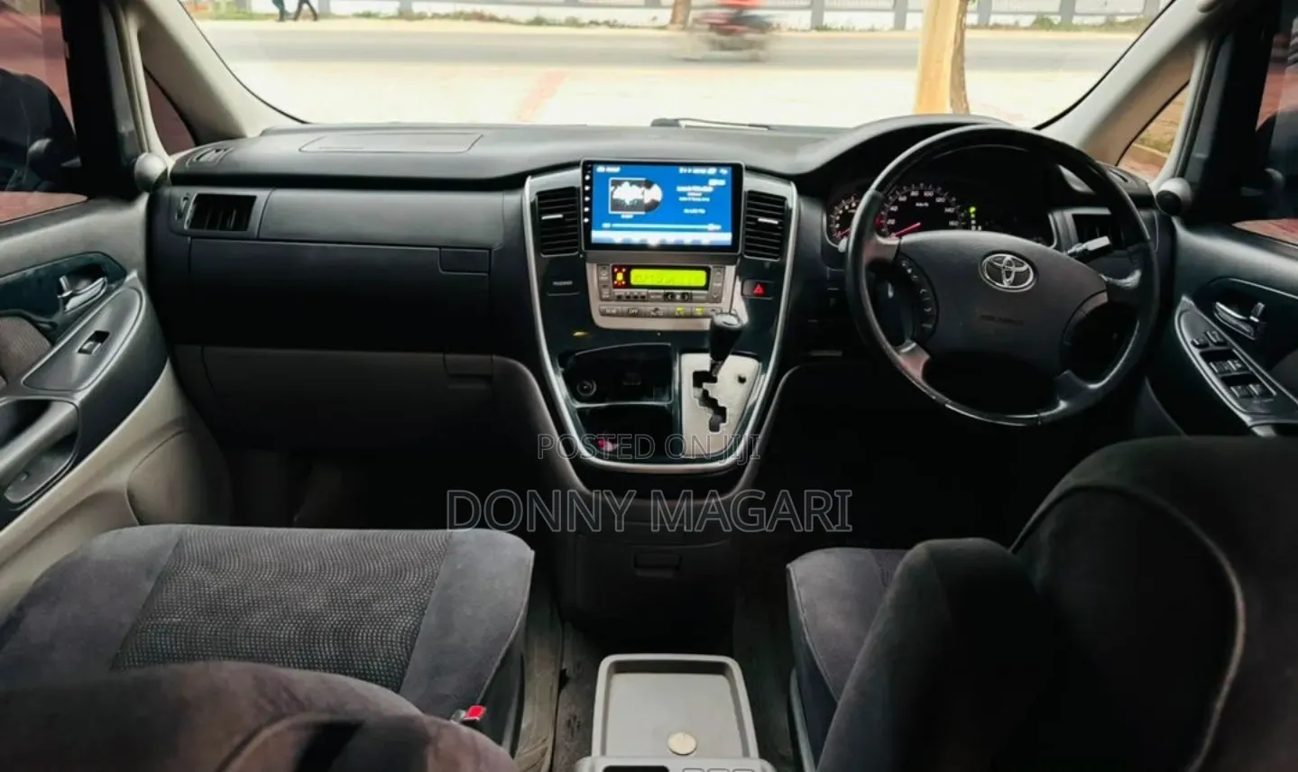 Toyota Alphard 2004 Gray