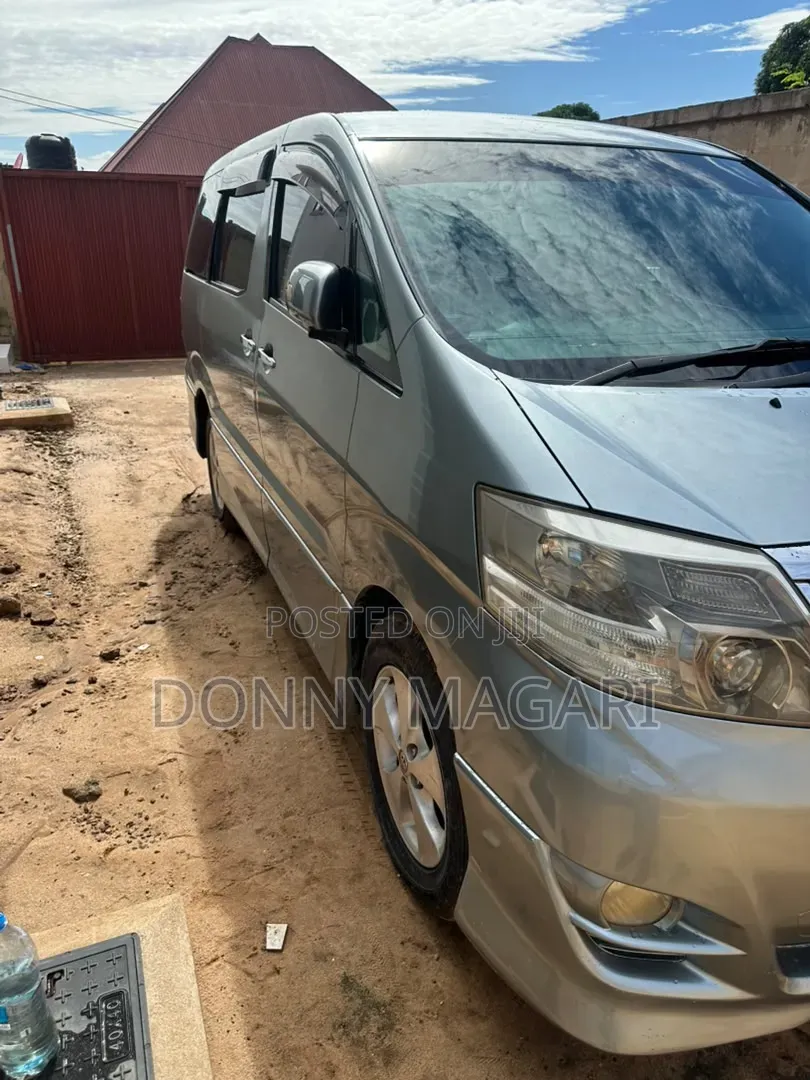 Toyota Alphard 2006 Gray