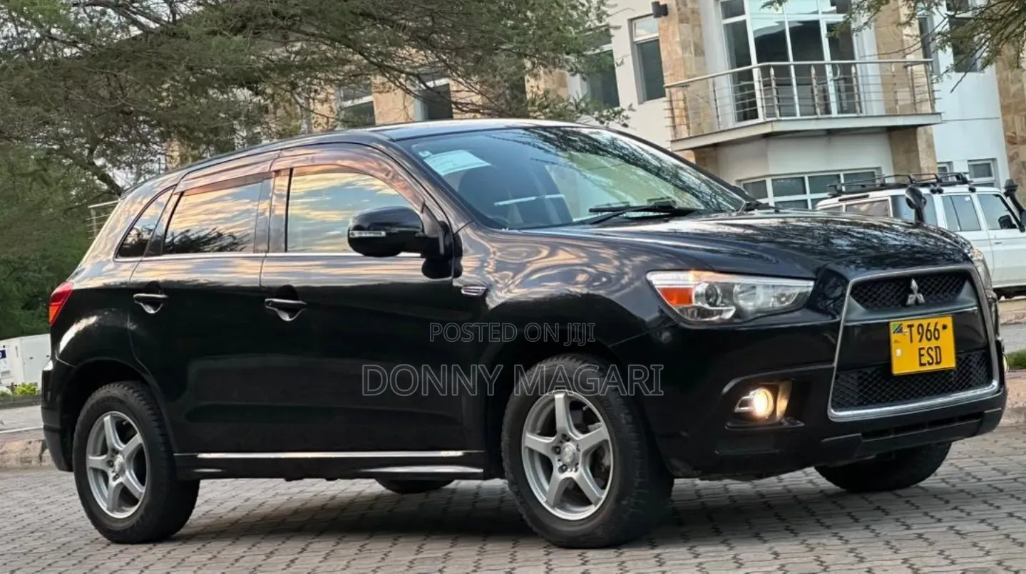 Mitsubishi RVR 2010 Black