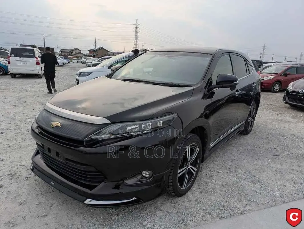 Toyota Harrier 2.0 2016 Black