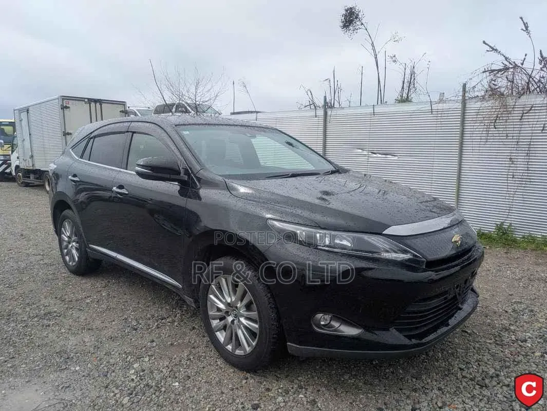 Toyota Harrier 2.0 2016 Black