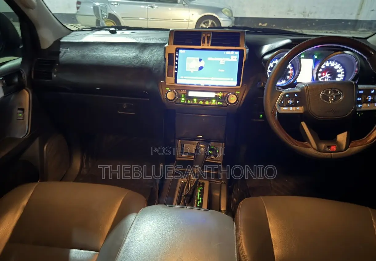 Toyota Land Cruiser Prado 2015 White