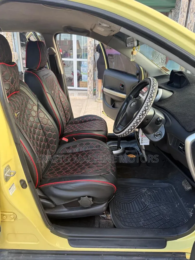 Toyota IST 2003 Yellow