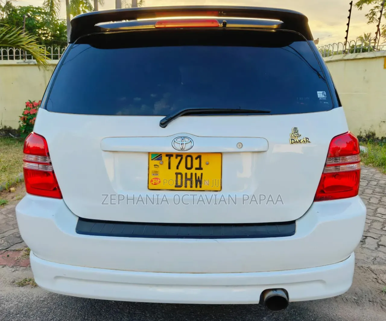 Toyota Kluger 2004 White