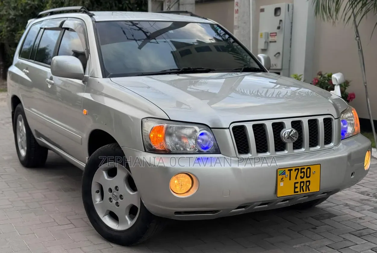 Toyota Kluger 2005 Silver