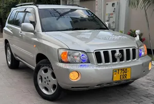 Toyota Kluger 2005 Silver