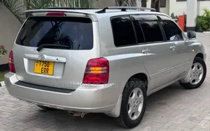 Toyota Kluger 2005 Silver
